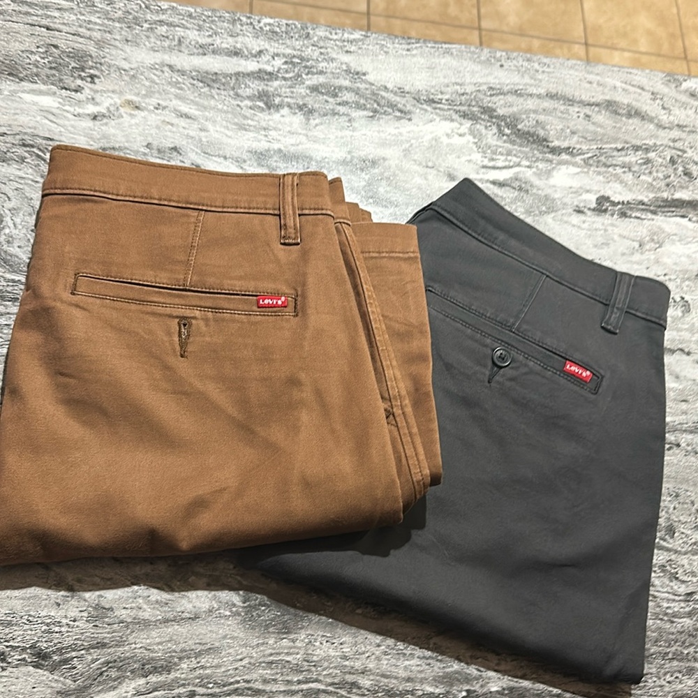 Levi’s XX Chino Slim Tapered Size 32 2 Pairs